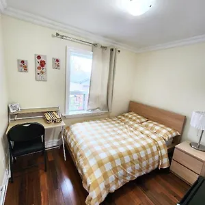  Guest house Uptown 3 - Bus To Downtown